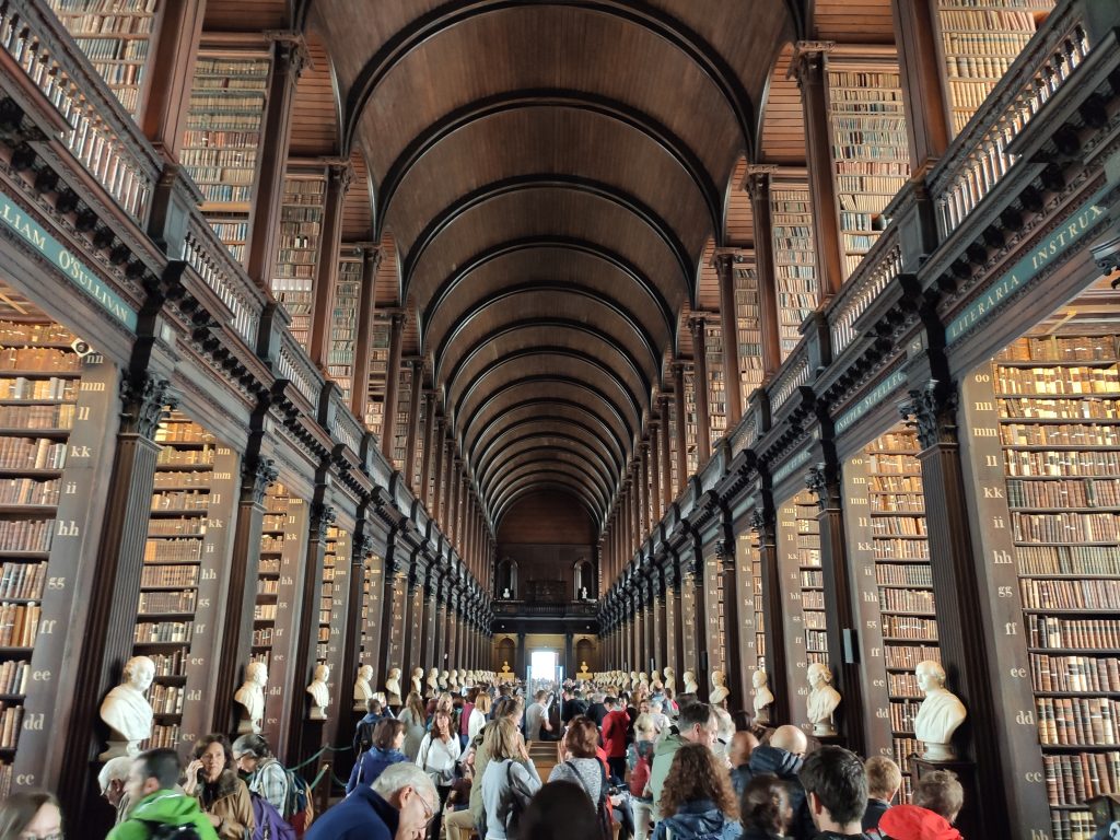 biblioteca-trinity-college